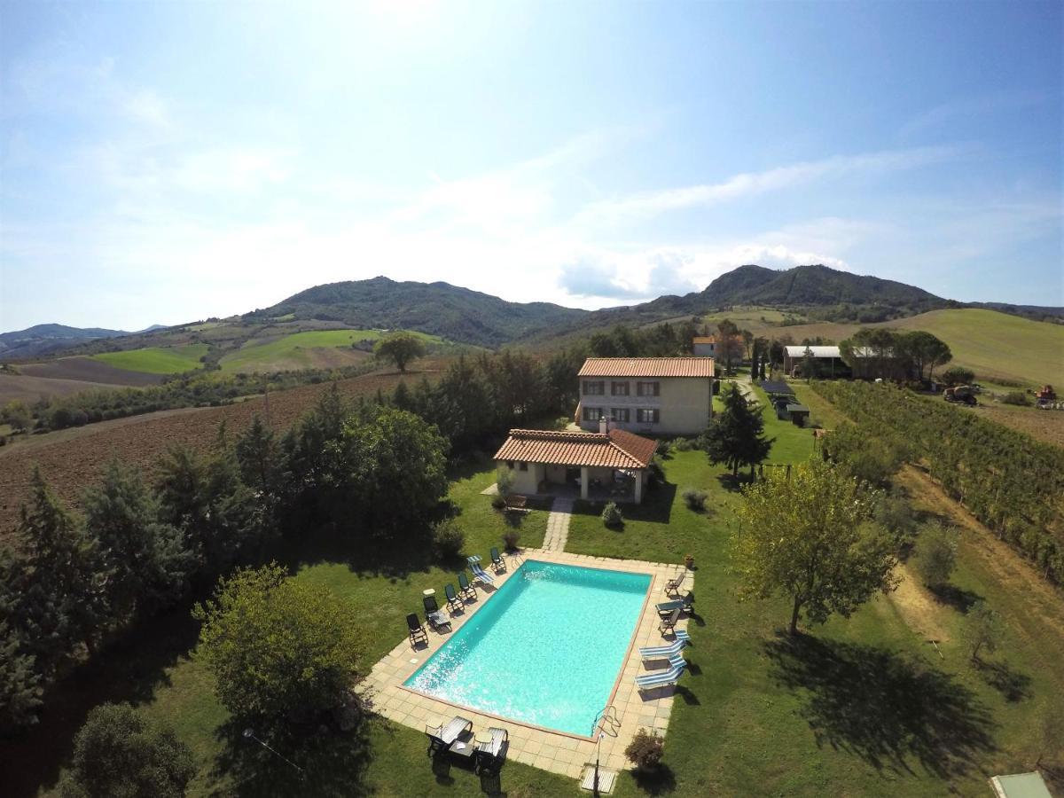 Appartamento Uva - Agriturismo Le Selvole Pomarance Luaran gambar