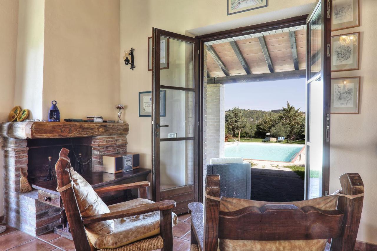 Appartamento Uva - Agriturismo Le Selvole Pomarance Luaran gambar