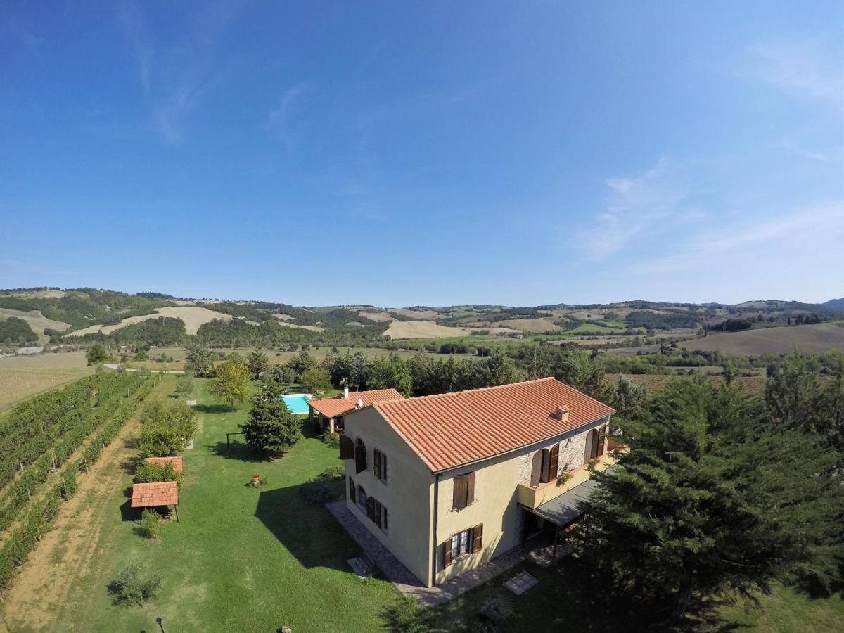 Appartamento Uva - Agriturismo Le Selvole Pomarance Luaran gambar